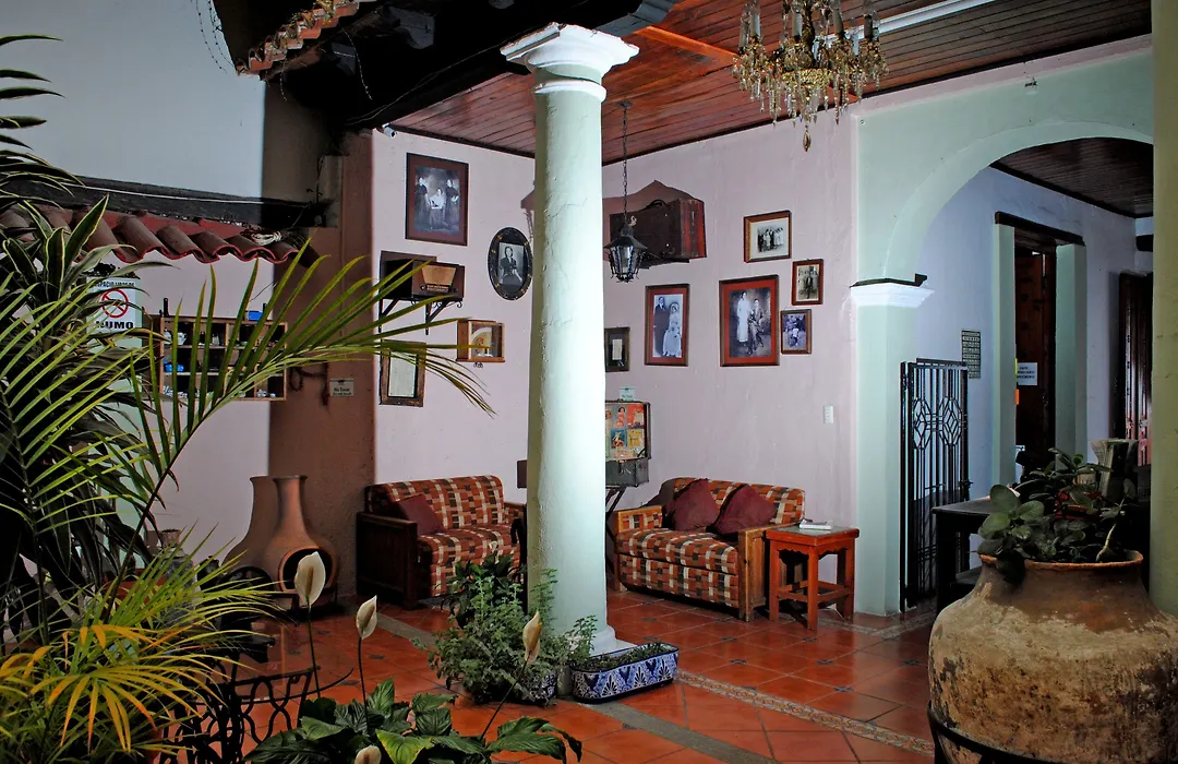 Hotel San Luis-1